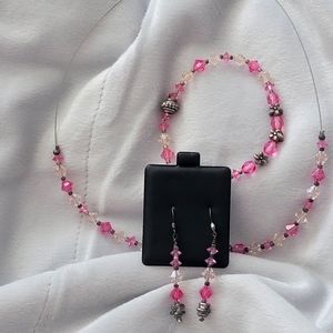 Vintage hand-made beadwork set: Necklace, hook earrings, and bracelet